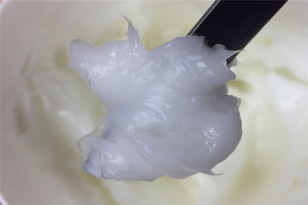 二硫化鉬鋰基潤滑脂對(duì)比一般潤滑脂有哪些特點(diǎn)？